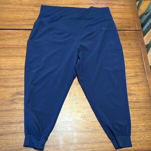 Med Couture Navy maternity scrubs XL petite